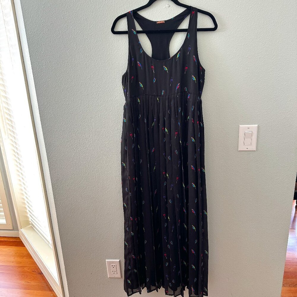 Rebecca Minkoff Sunita Birds Black Pleated Maxi Dress Women's size 8 Racerback